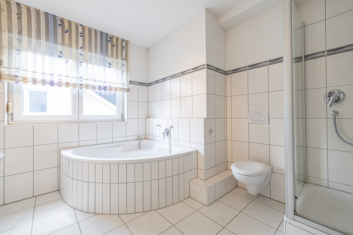 Badezimmer DG