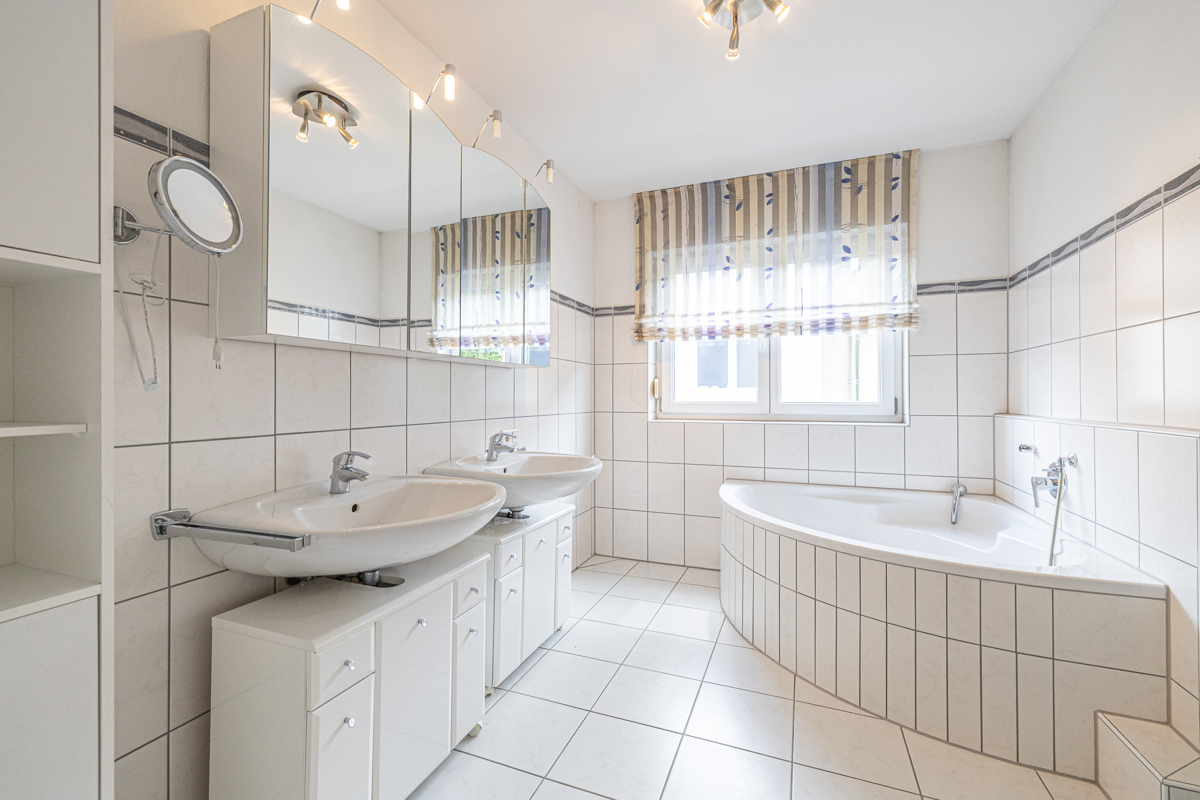 Badezimmer DG