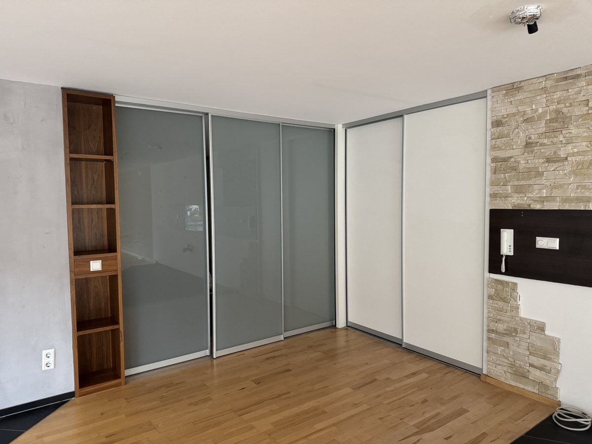 Schlafzimmer geschlossen