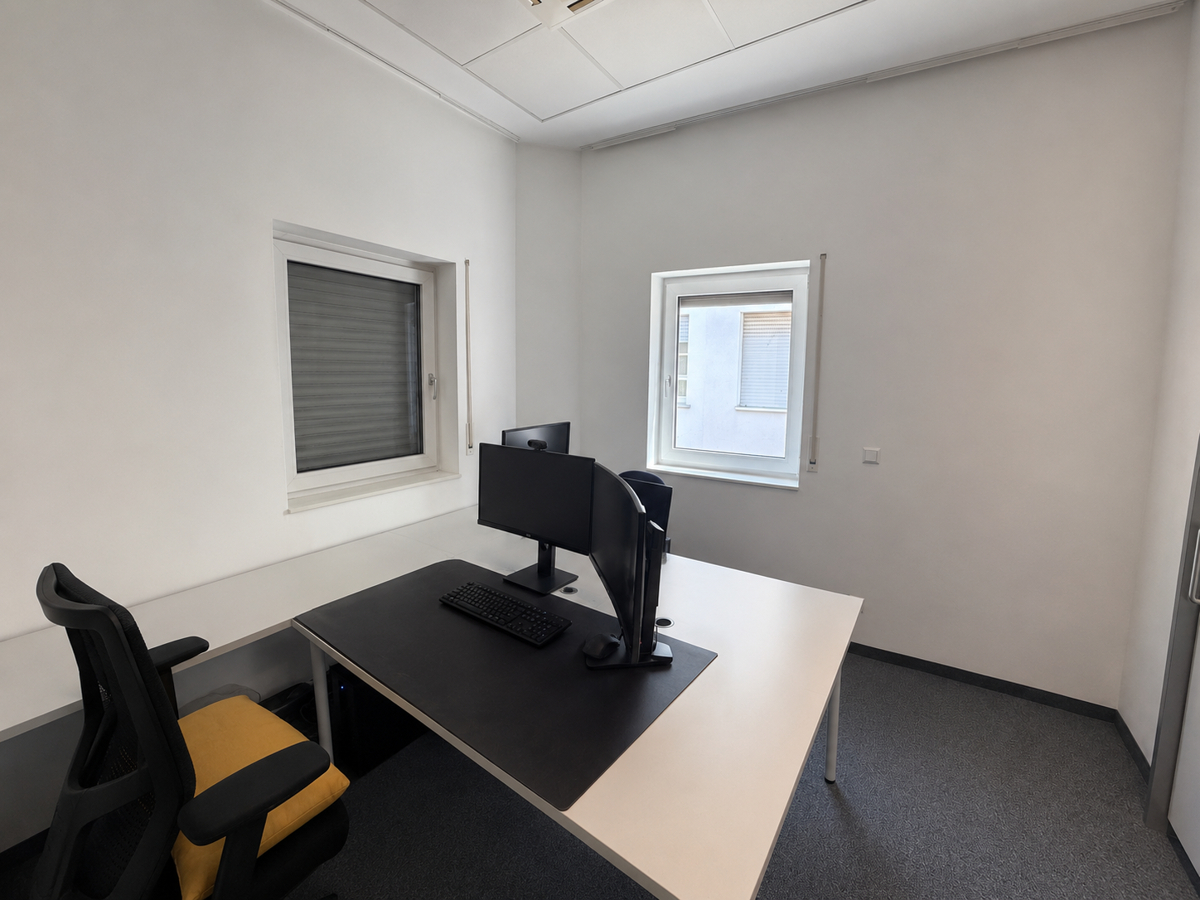 Büro 2