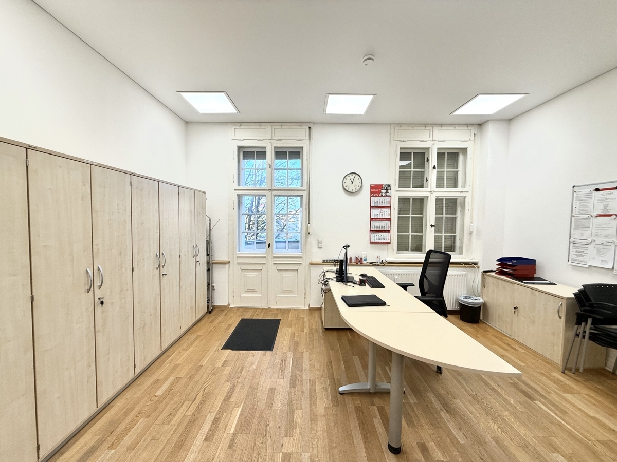 Büro 2