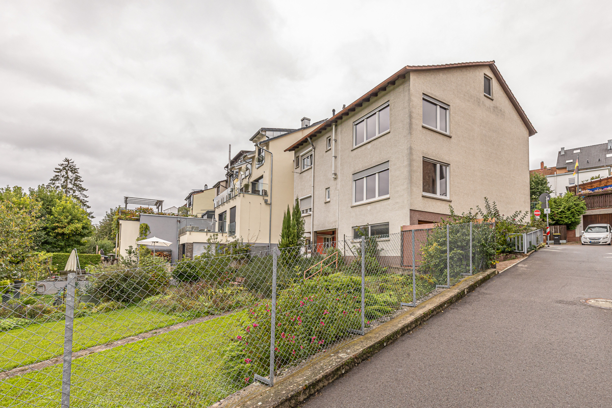 Hausansicht vom Garten