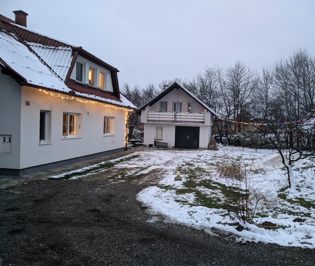 Naprodaj samostojna hiša s približno 180 m² bivalne površine v dveh etažah, le nekaj minut vožnje od Ptuja. - Slika 12