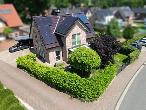 Straßenansicht