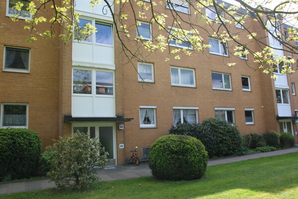 EINGANG WOHNUNG 1 OBERGESCHOSS RECHTS
