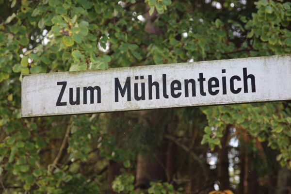 IHRE NEUE ADRESSE