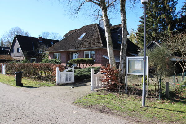 STRASSENANSICHT