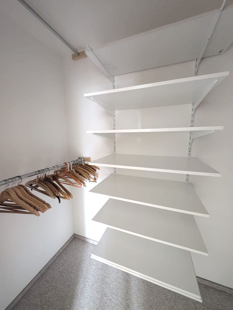 Kinderzimmer 2 / Ankleide