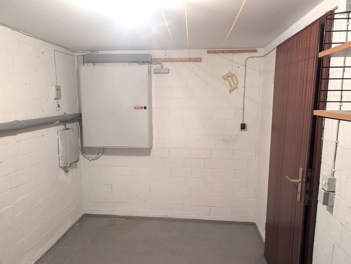 Keller / Hausanschluss 1