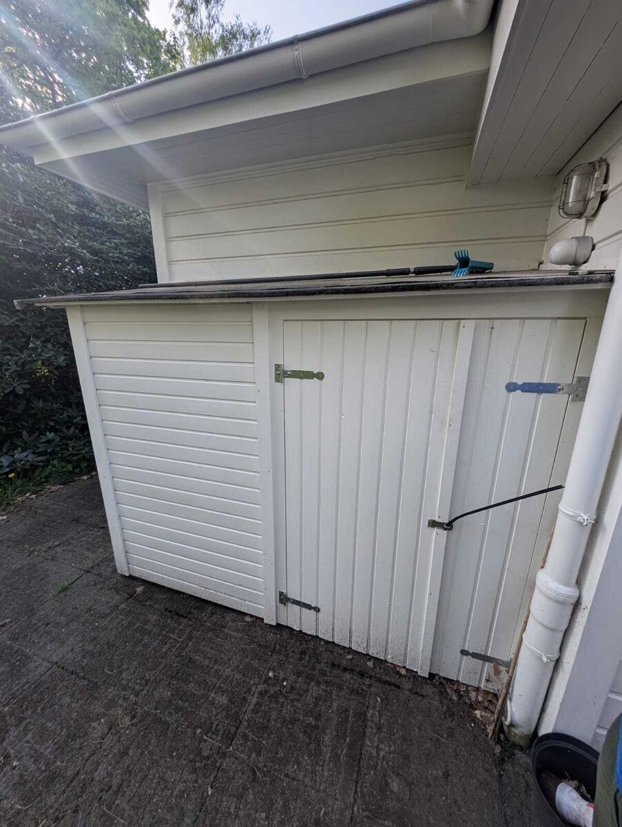 Kleiner Schuppen für Gartengeräte