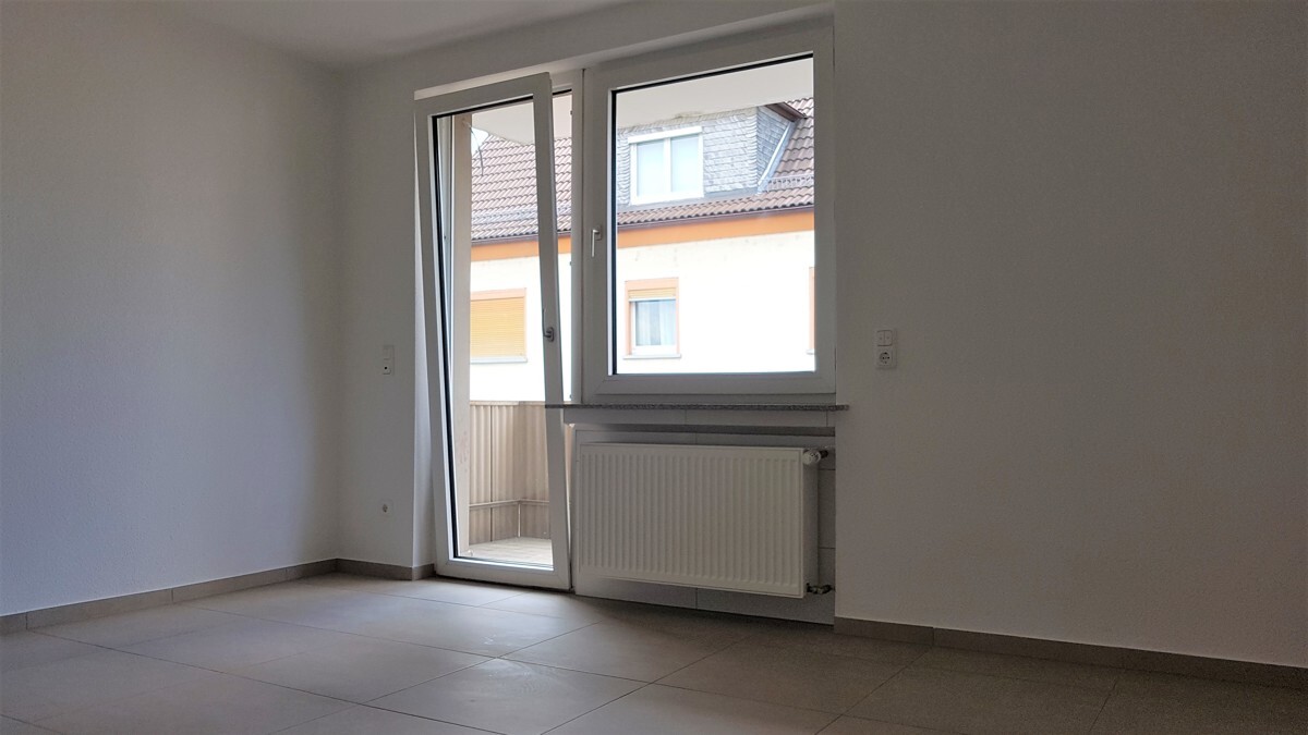 Sanierte 2,5 Zimmerwohnung mit Balkon, zentral in Gießen* - Foto 2