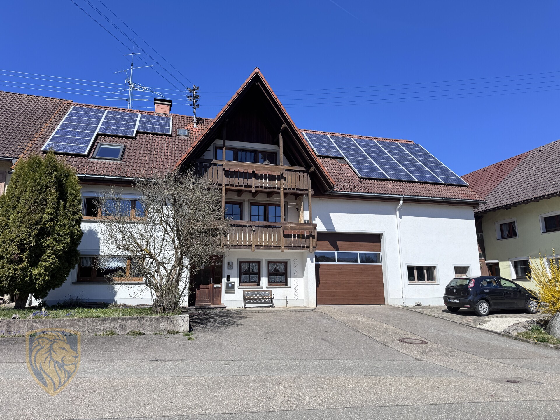 Charmantes Mehrgenerationenhaus mit vielfältigen Nutzungsmöglichkeiten