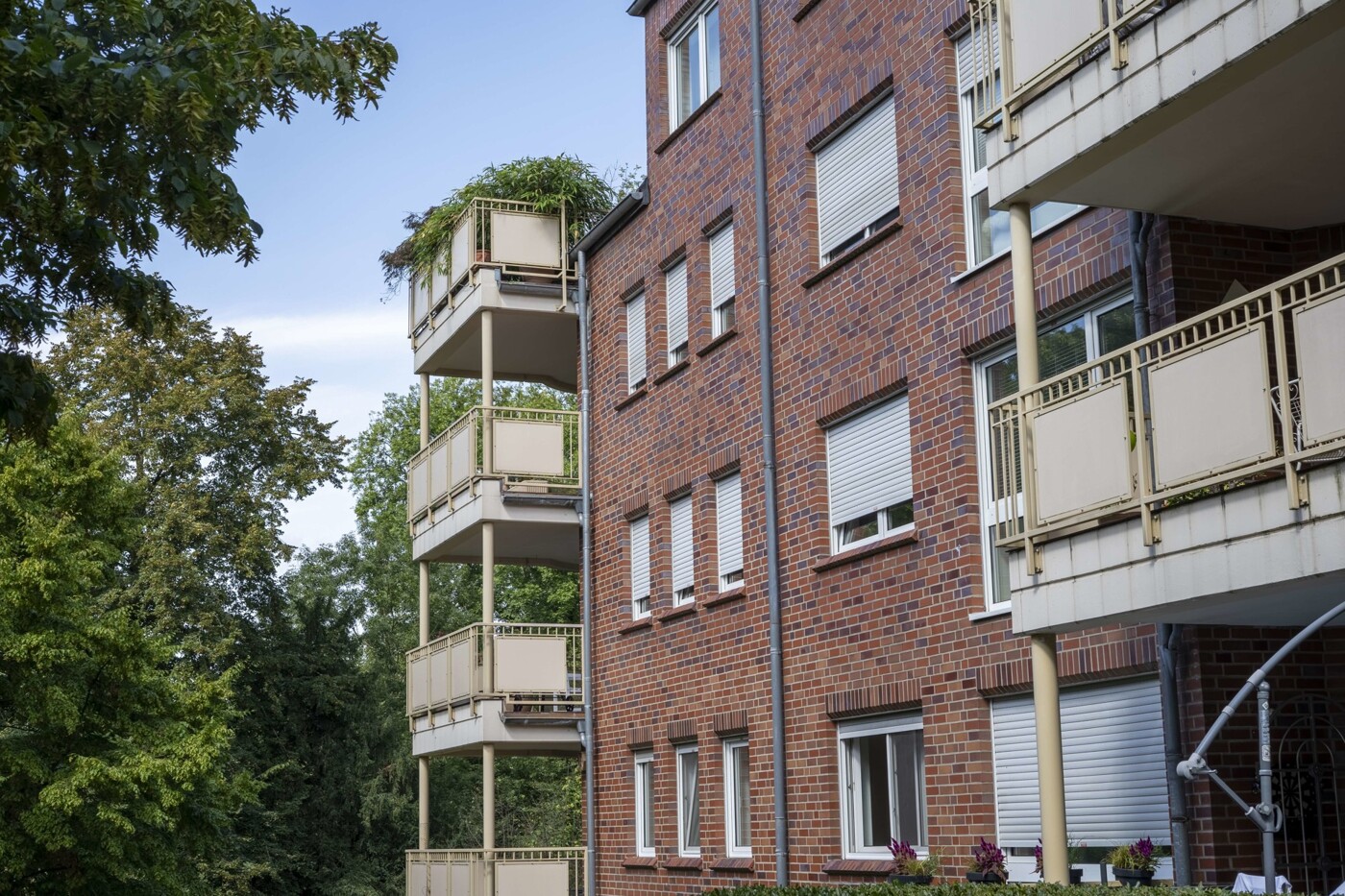 Wohnhaus mit 15 Parteien