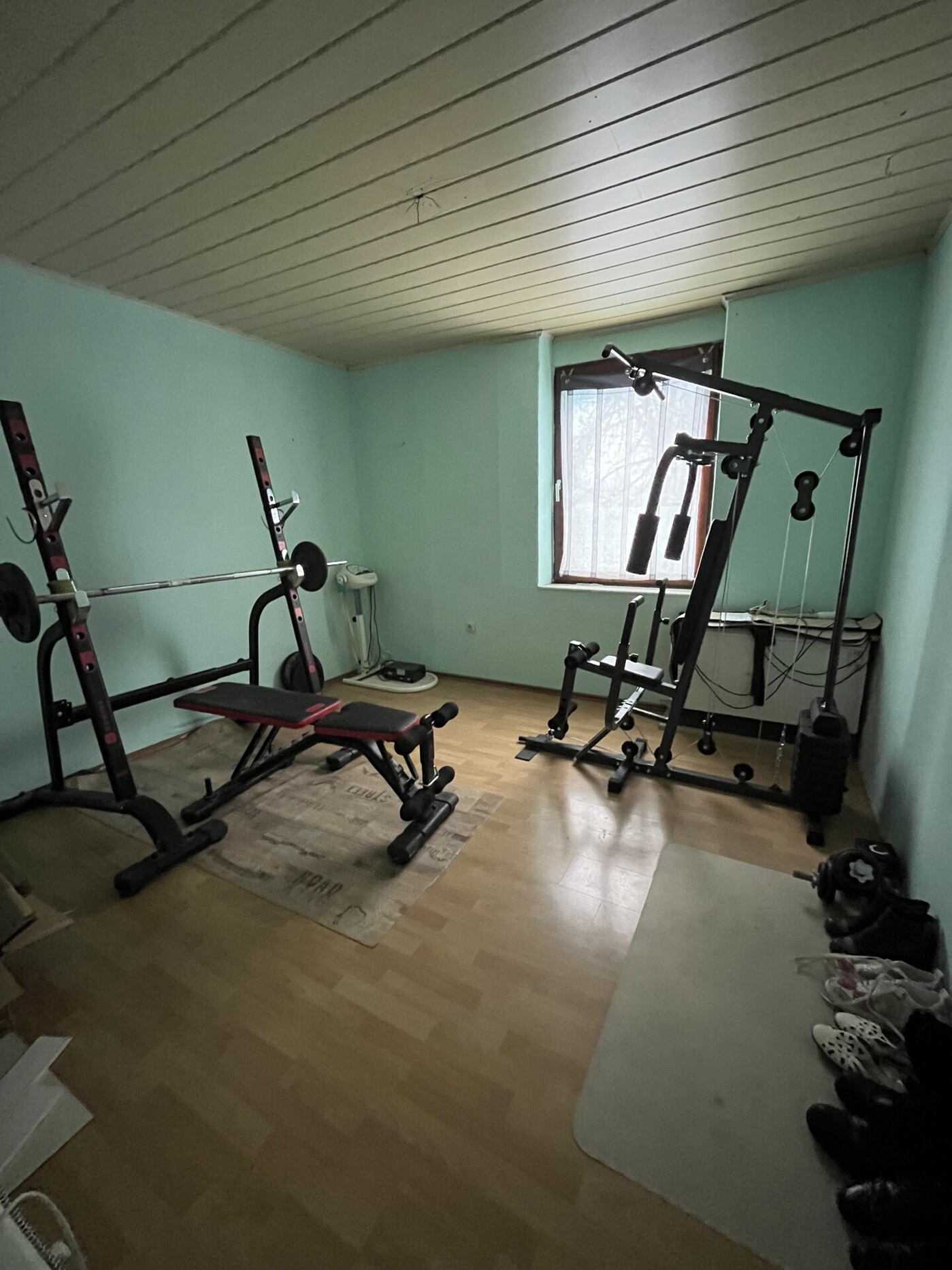 Fittnesraum oder Kinderzimmer