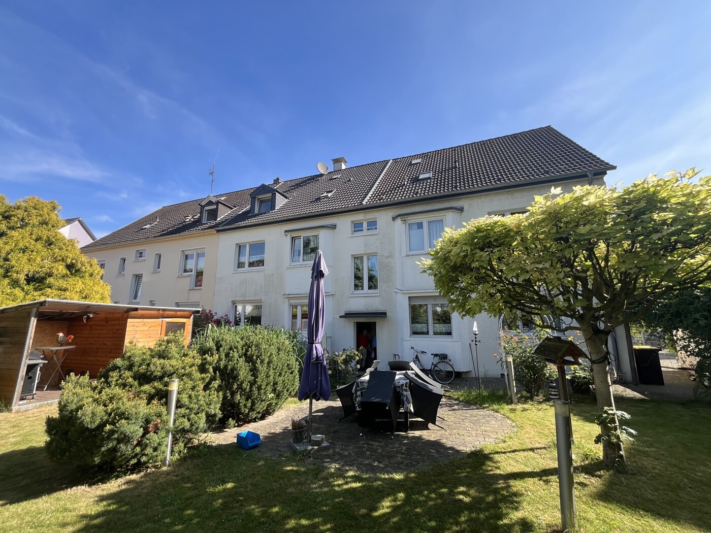 Blick auf das Haus vom Garten aus