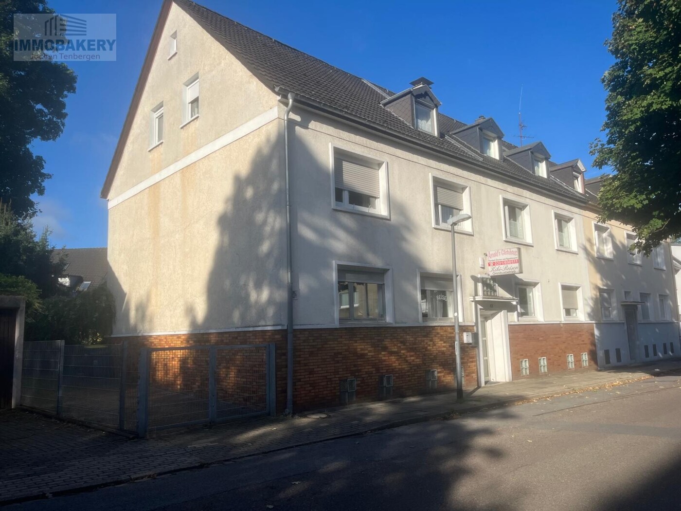 Bandstr. Ansicht vorne Kiki