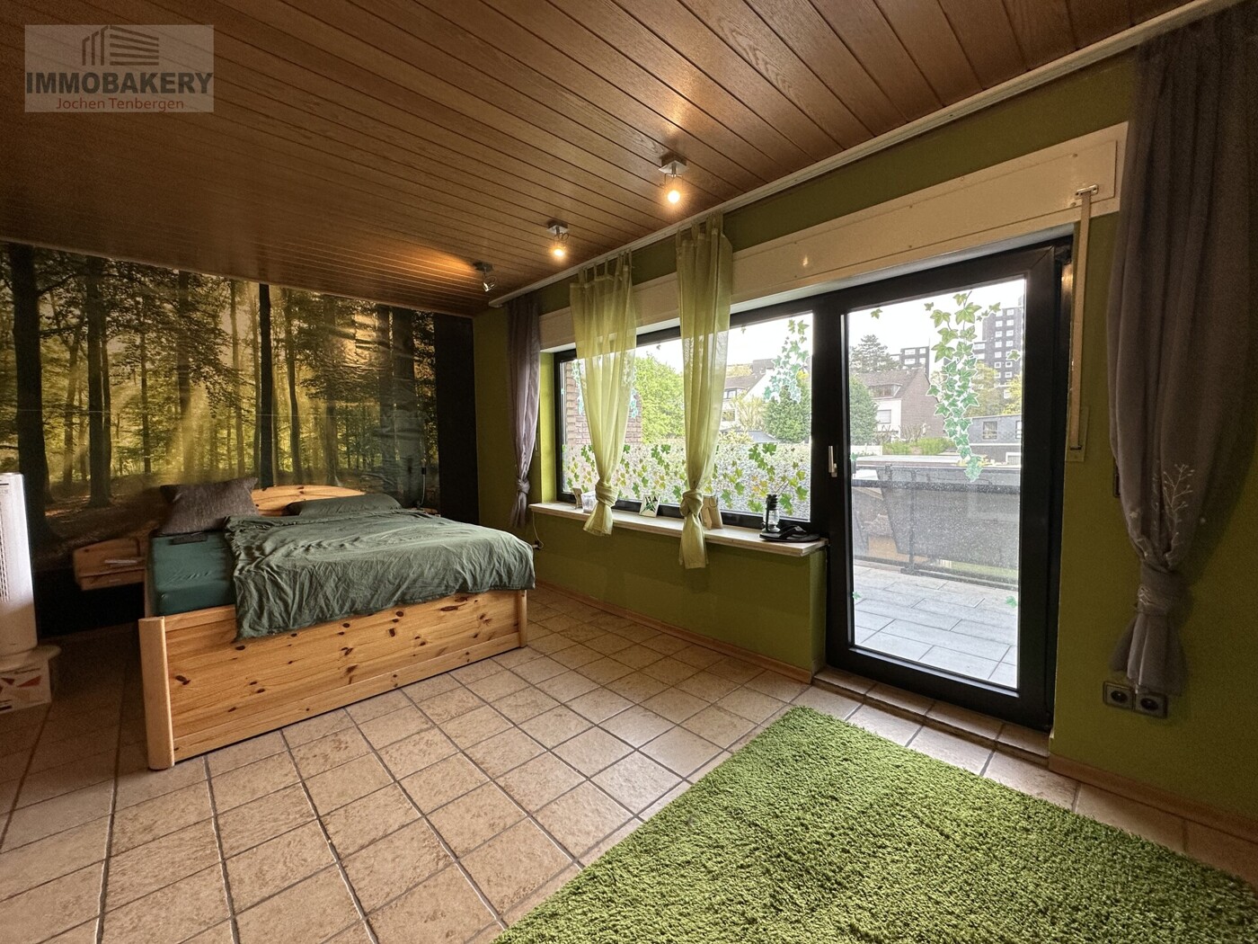 Schlafzimmer 1. OG links1