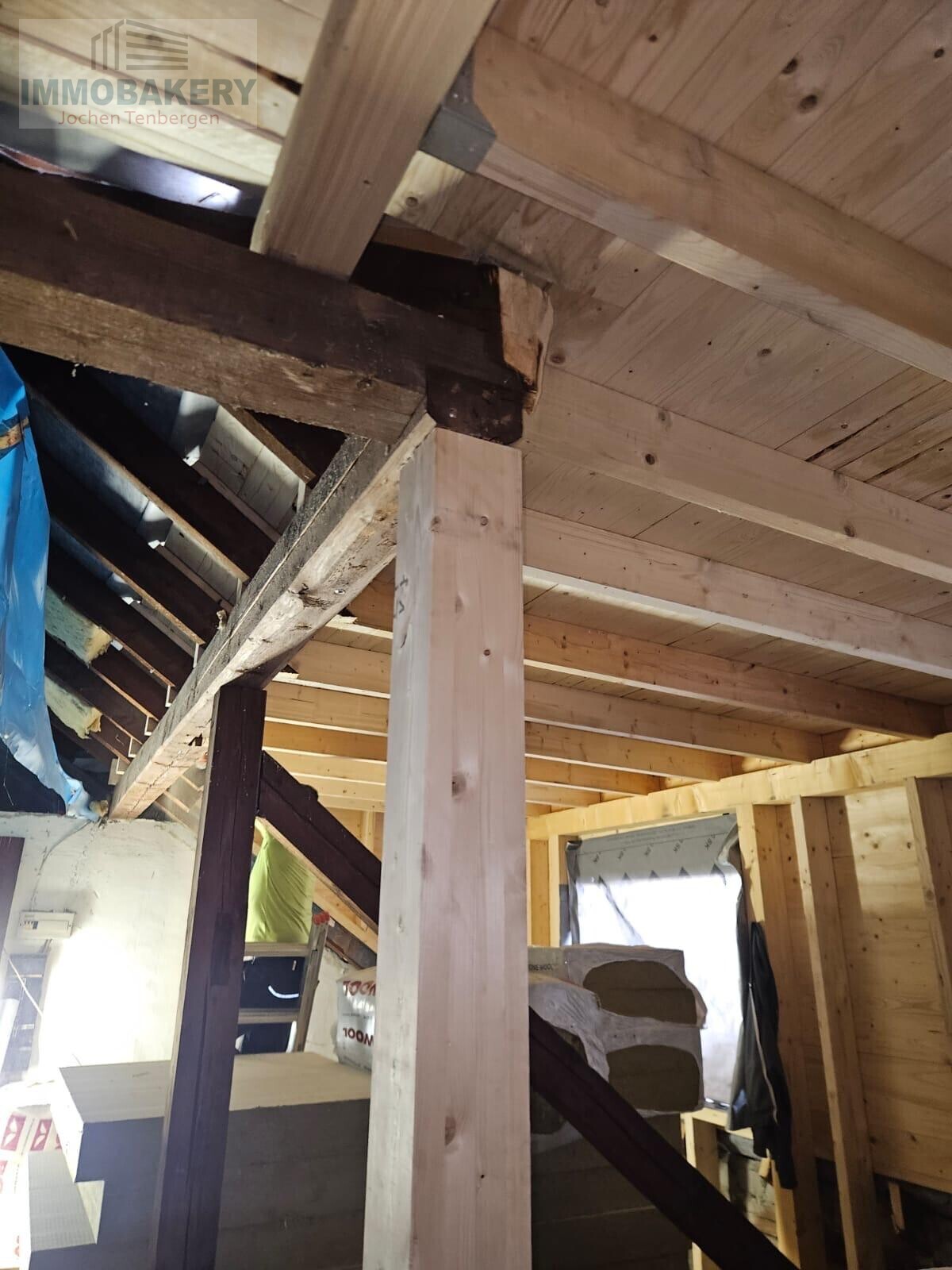 ab7276f3-895d-419b-b754-8611c5cb2681 1