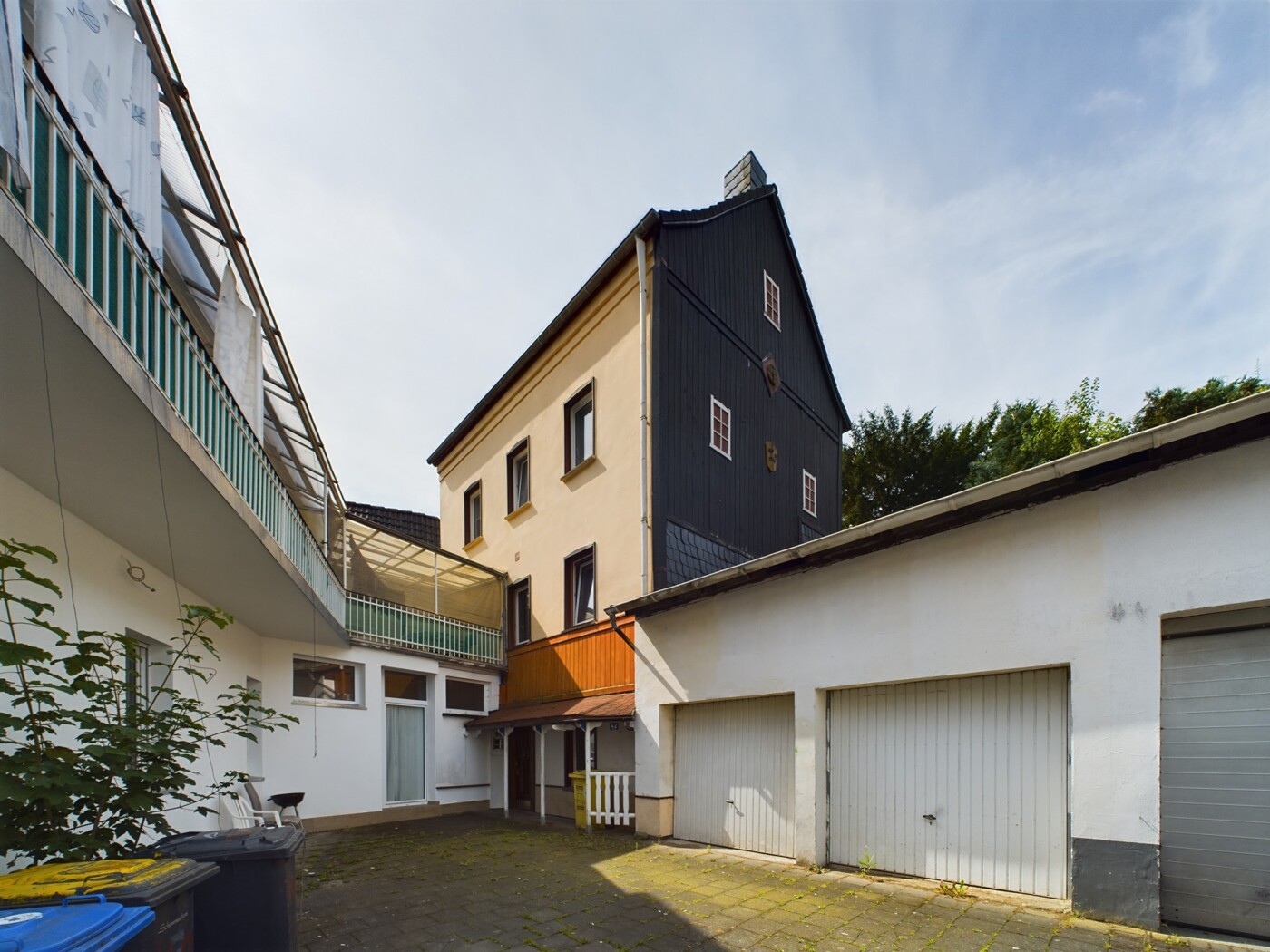 Einfamilienhaus mit Garage