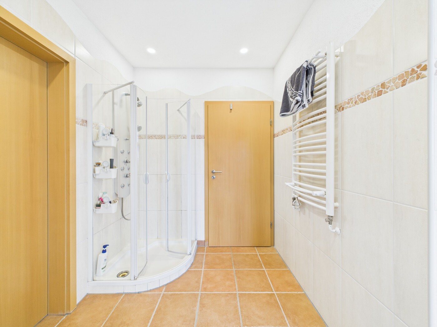 Badezimmer DG