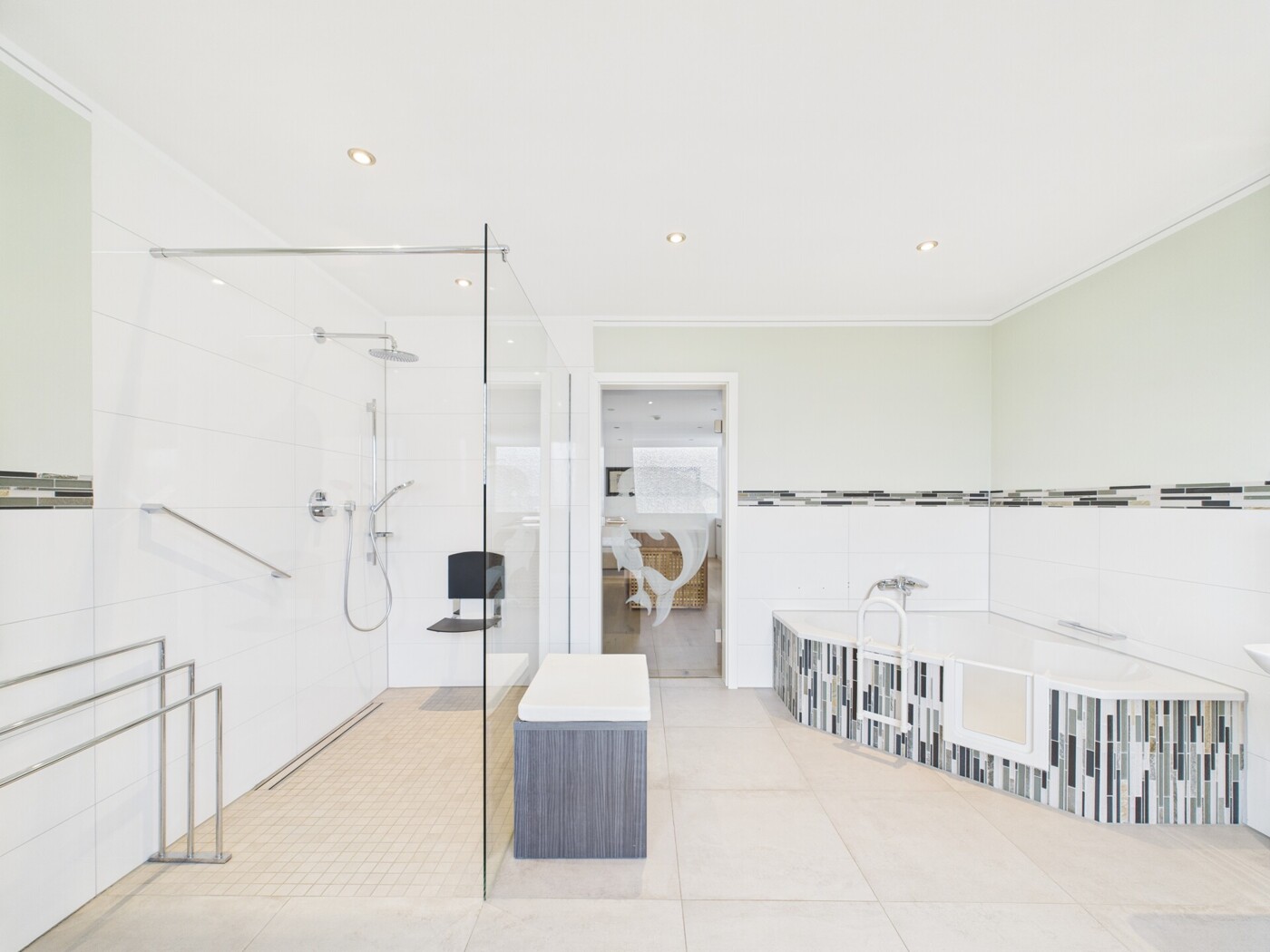 Badezimmer 1 EG