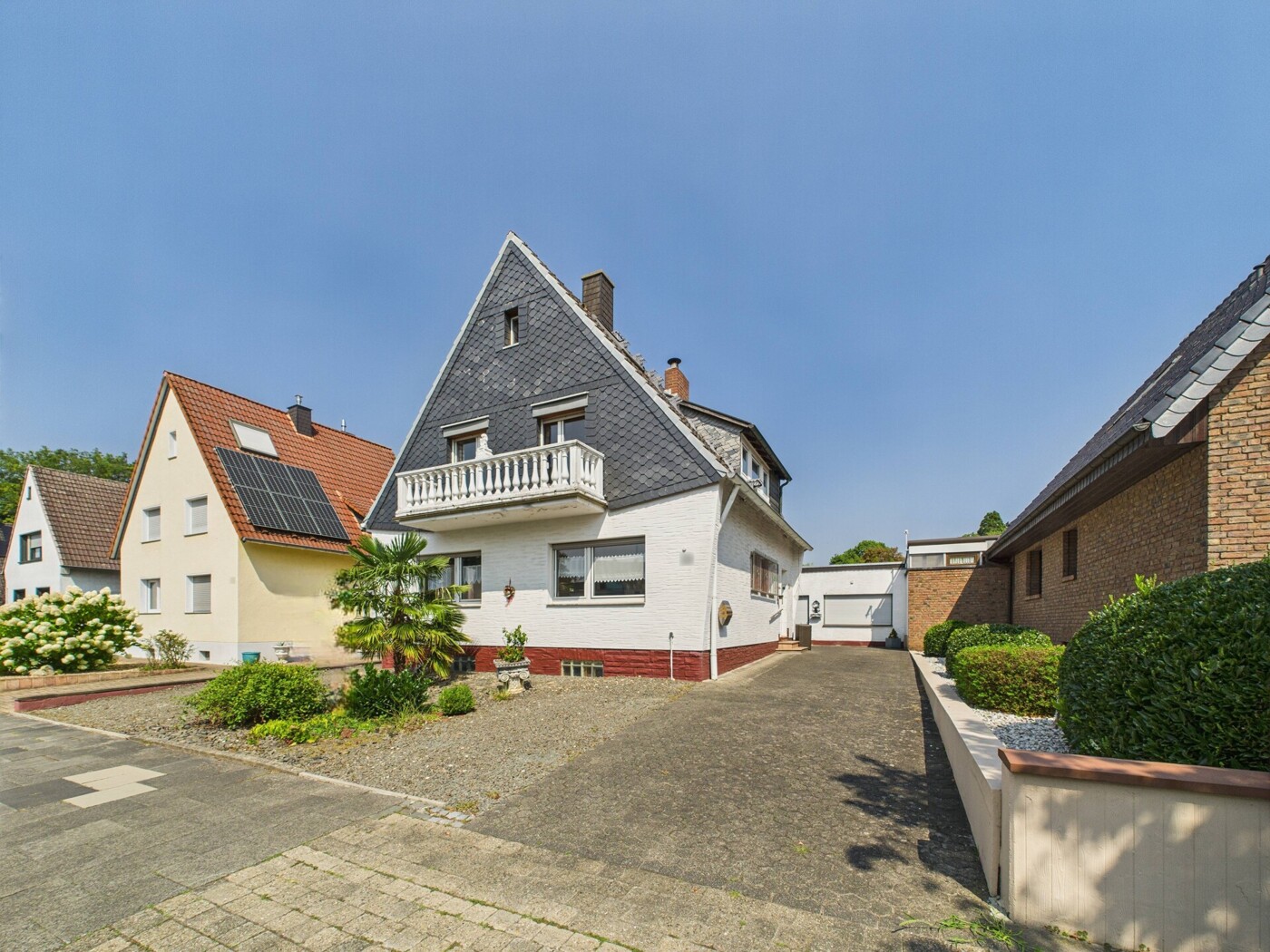 Straßenansicht