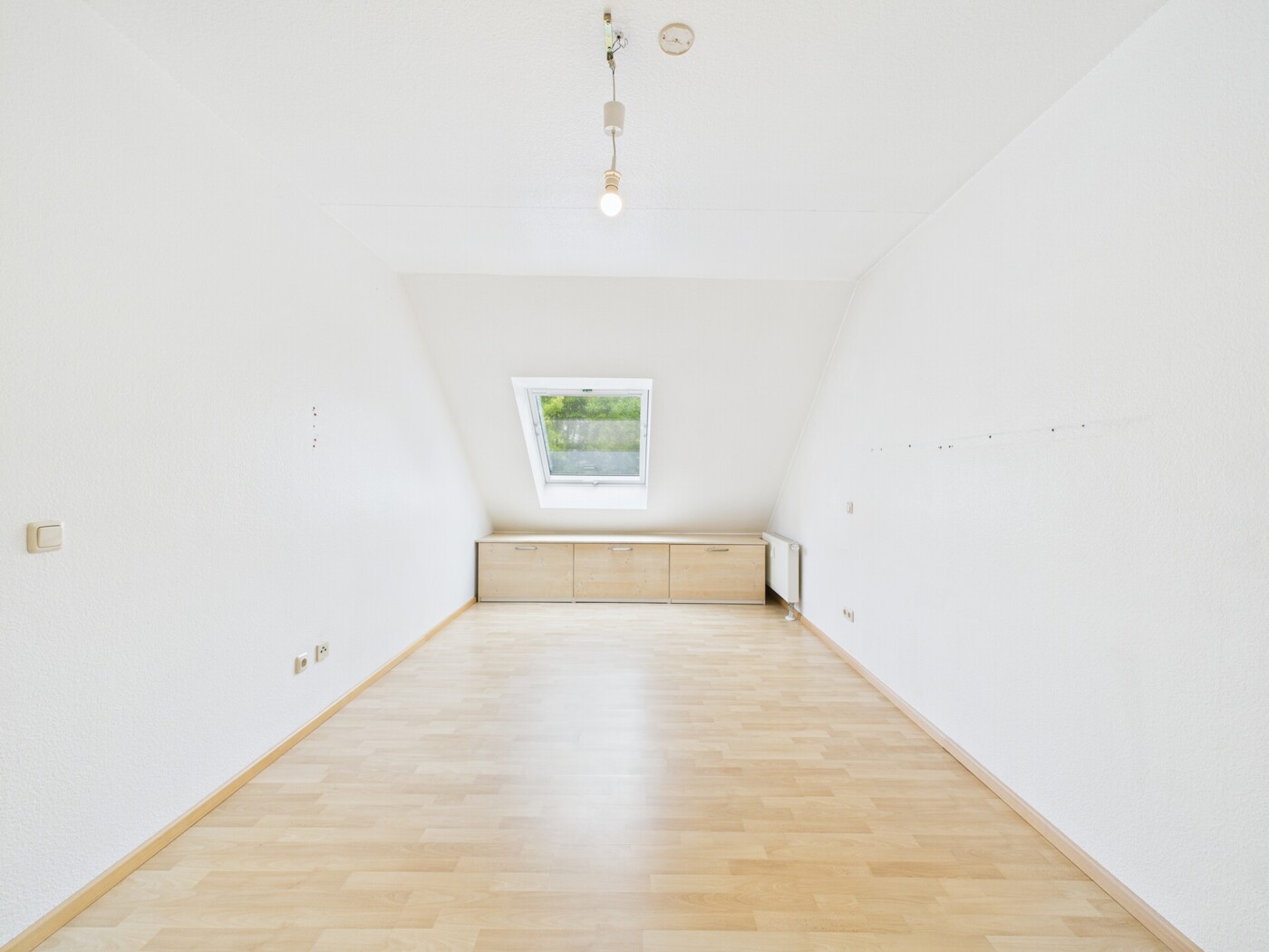 Schlafzimmer 1 