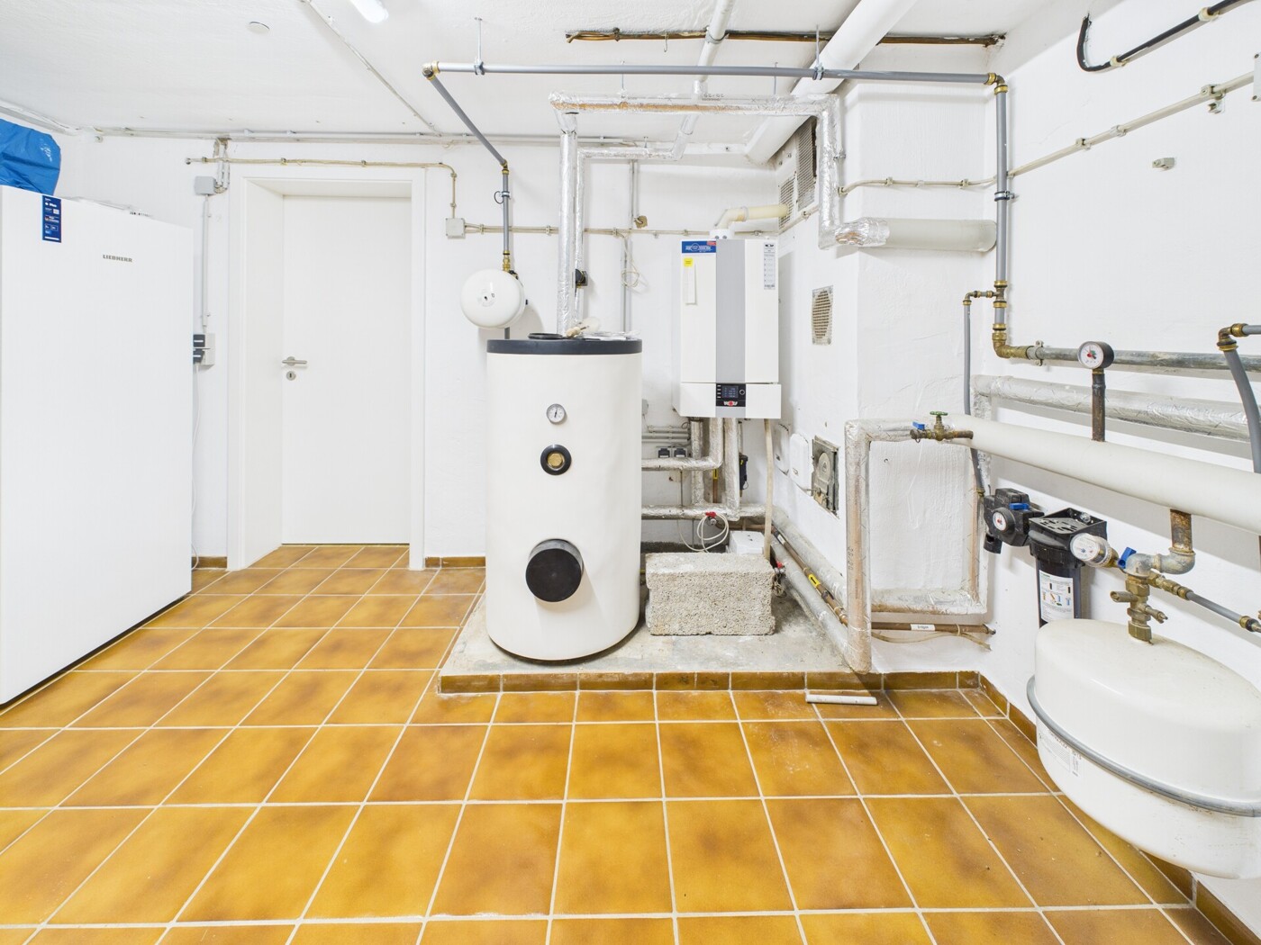 Heizungsraum KG