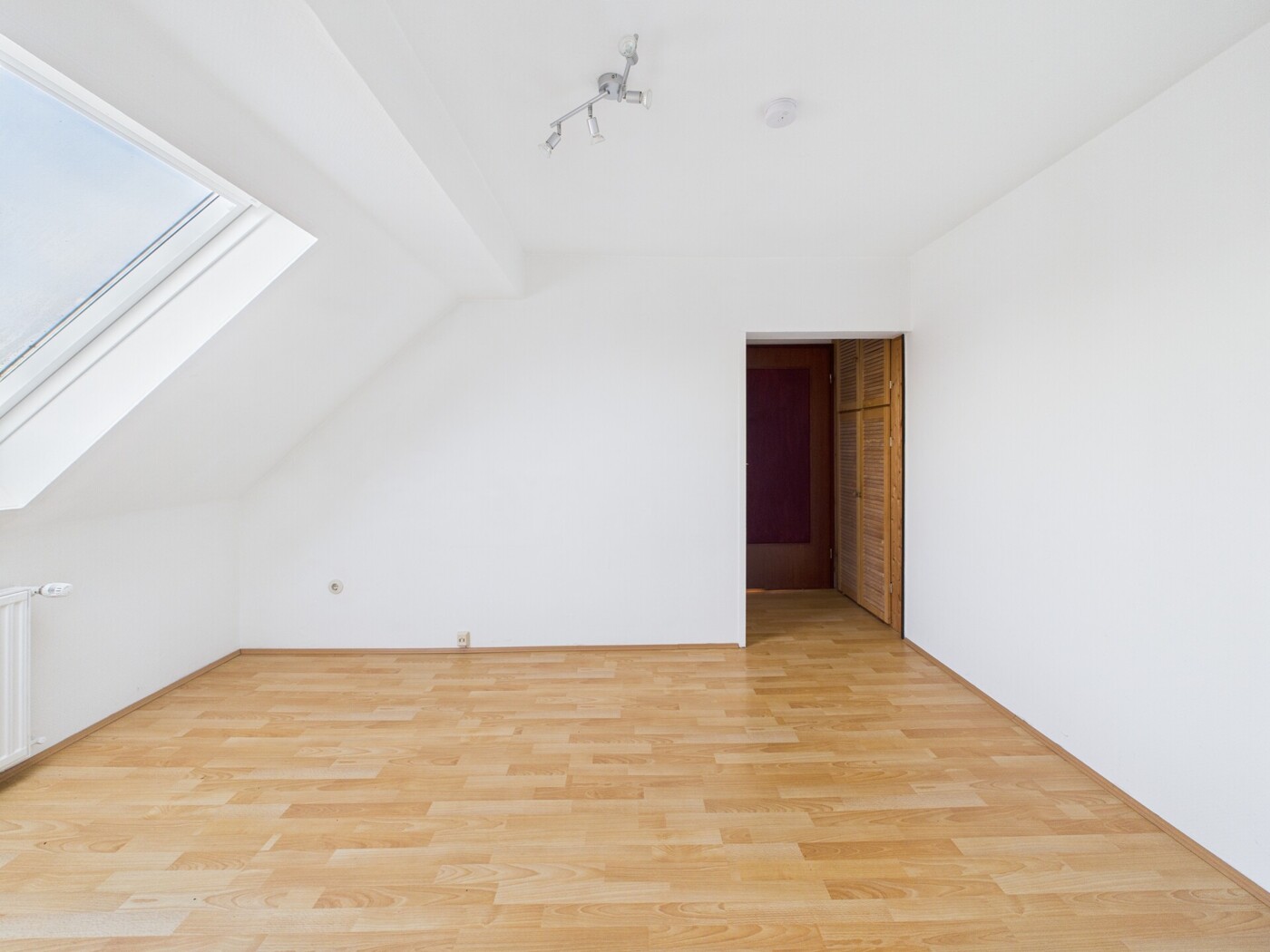 Schlafzimmer 2 Whg. DG