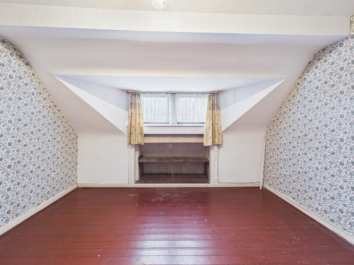 Allzweckzimmer DG