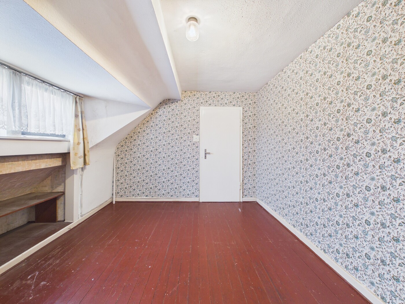 Allzweckzimmer DG