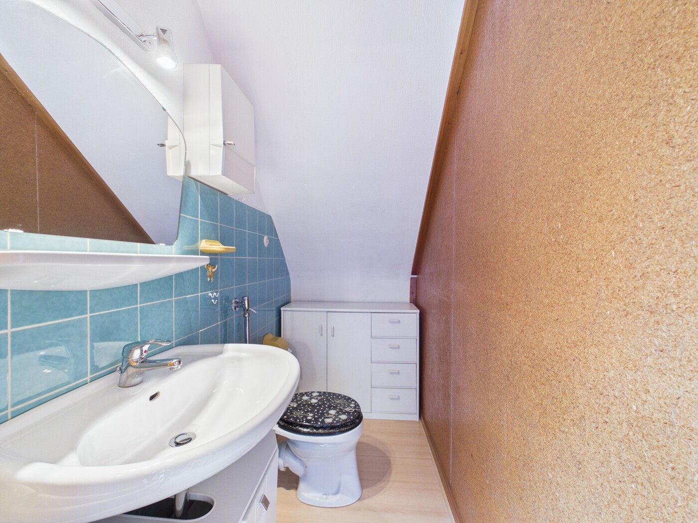 WC DG