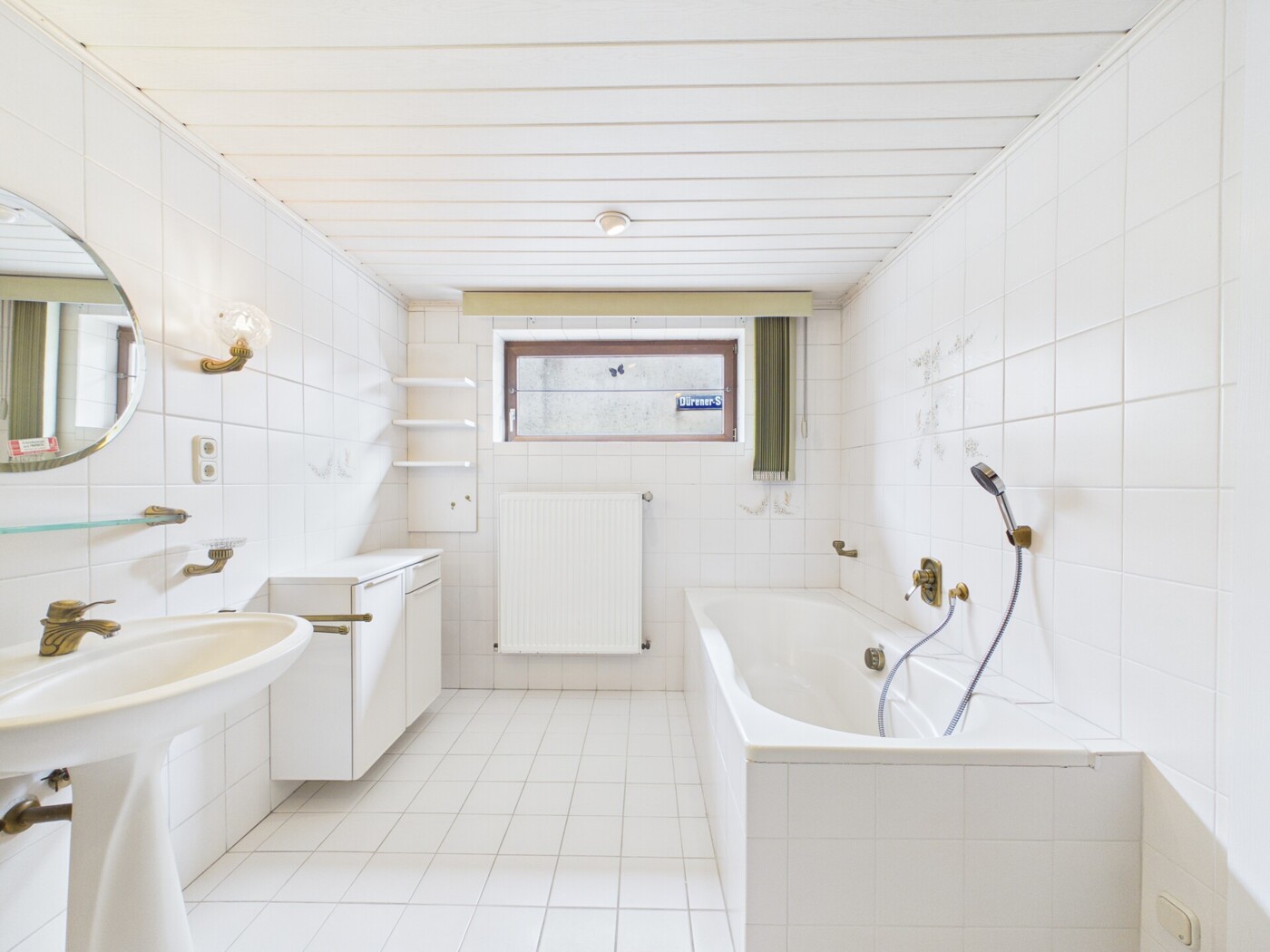 Badezimmer EG