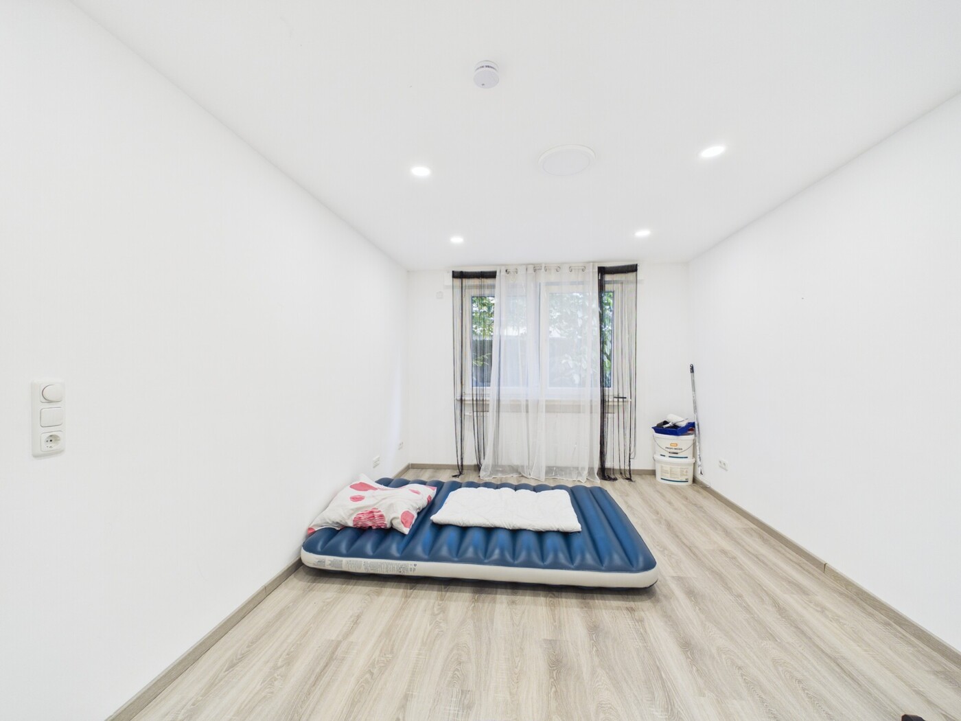 Schlafzimmer rechts