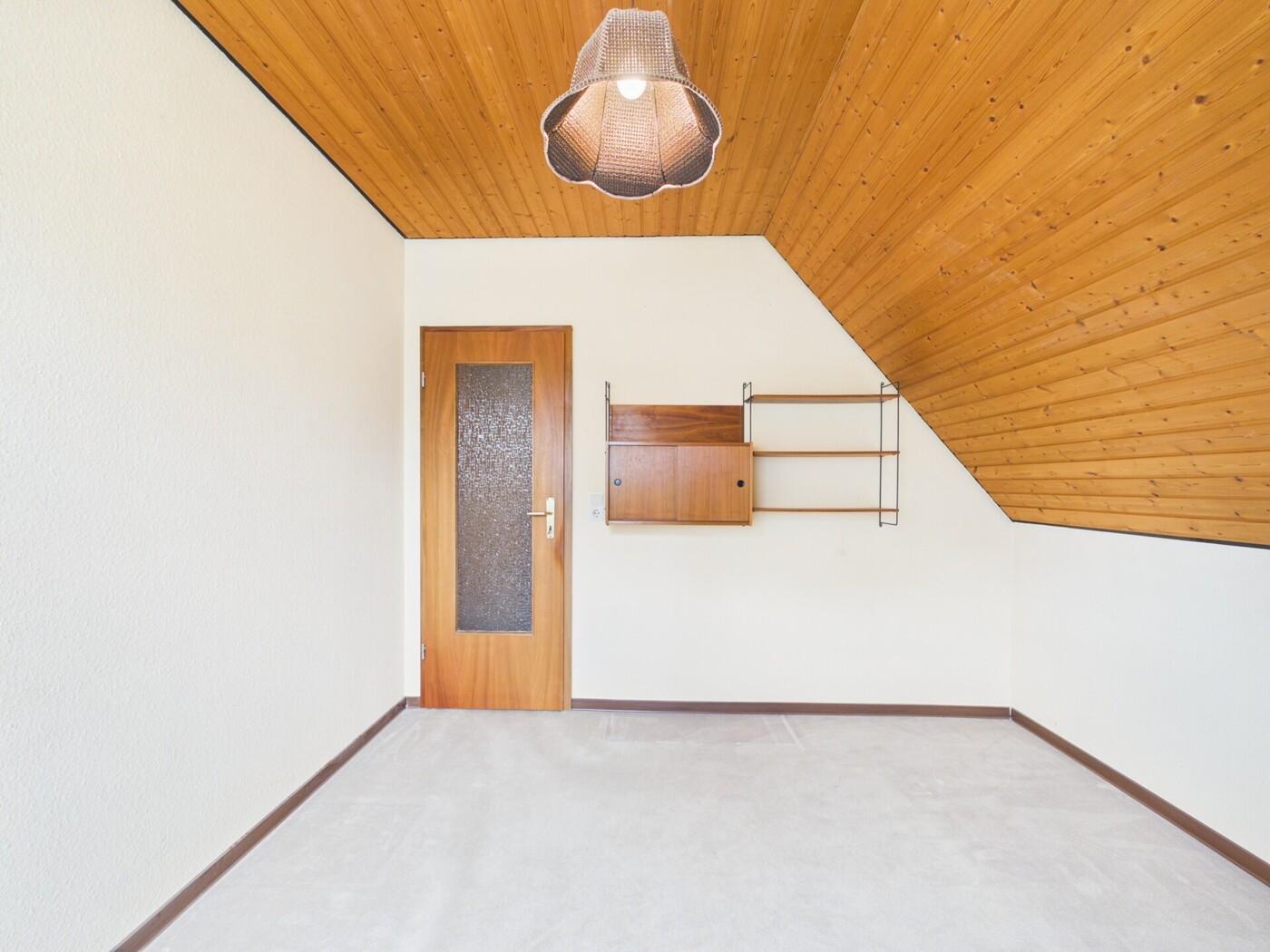 Allzweckzimmer DG