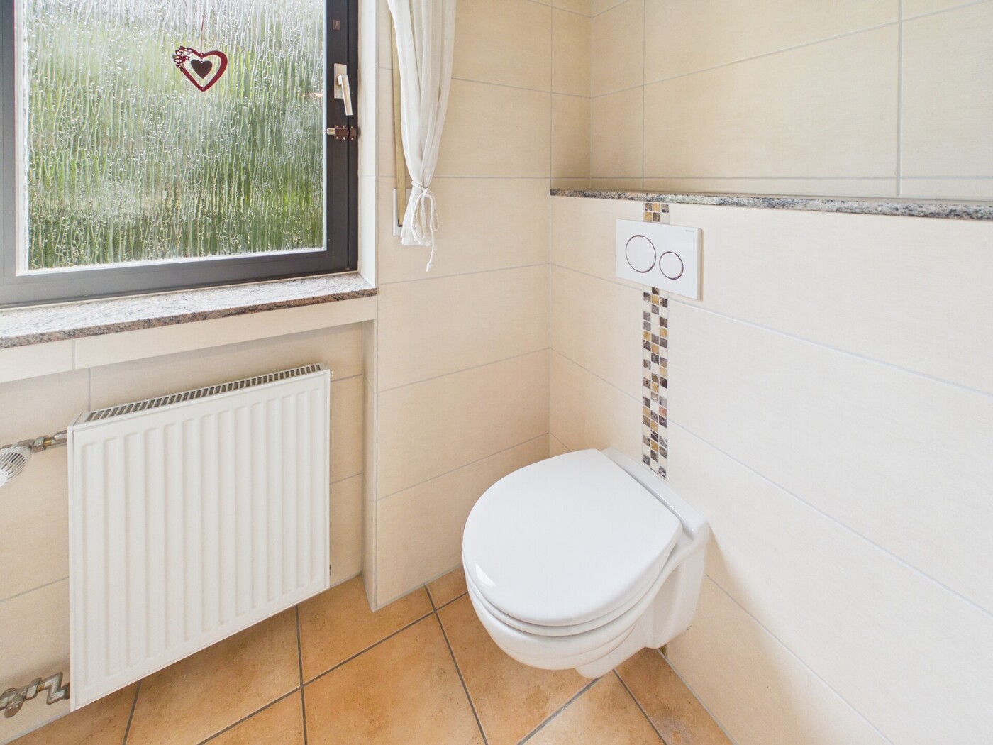 Gäste-WC EG