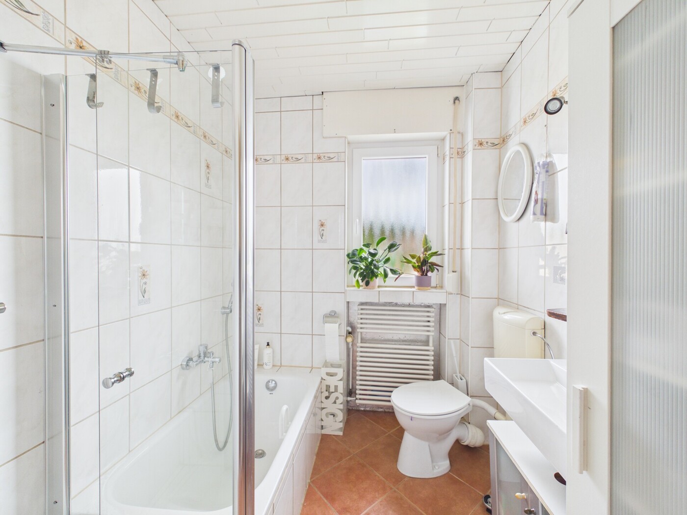 Badezimmer EG