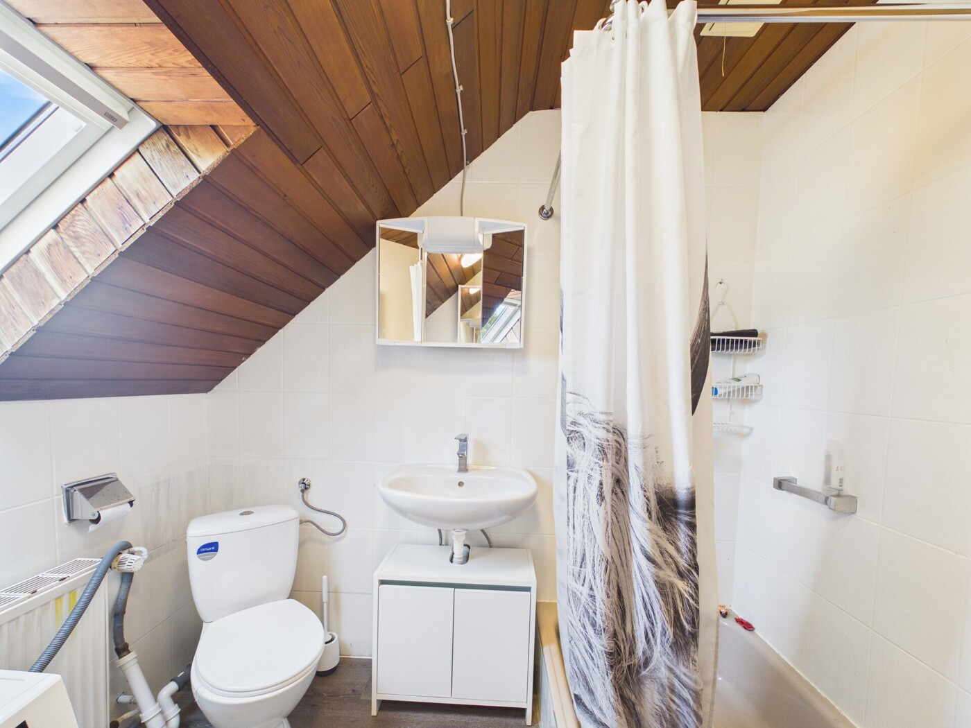 Badezimmer DG