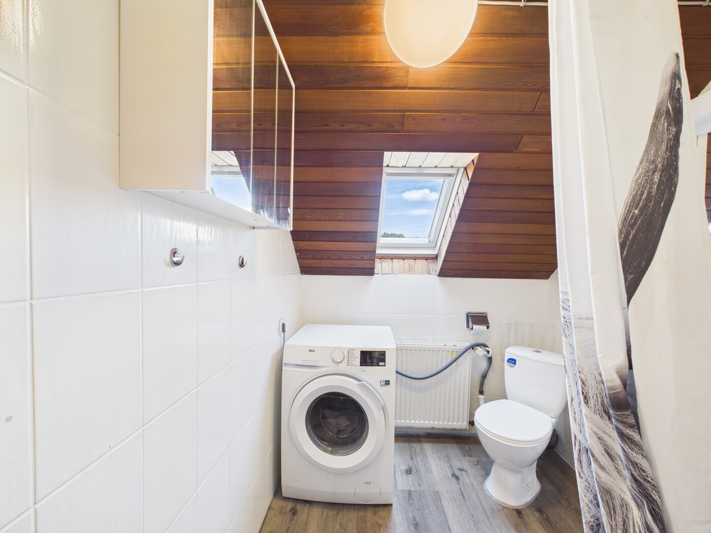 Badezimmer DG