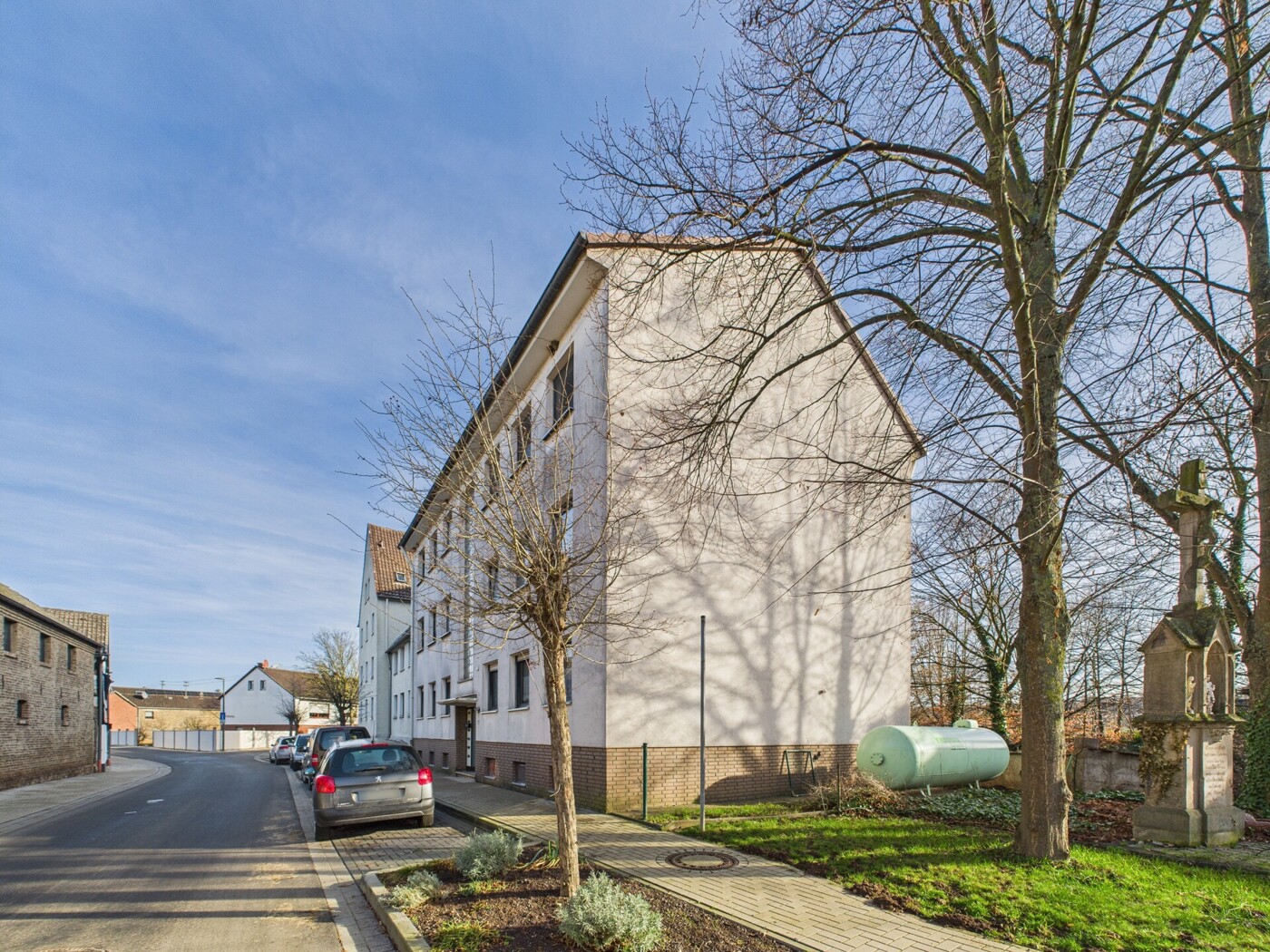 Straßenansicht