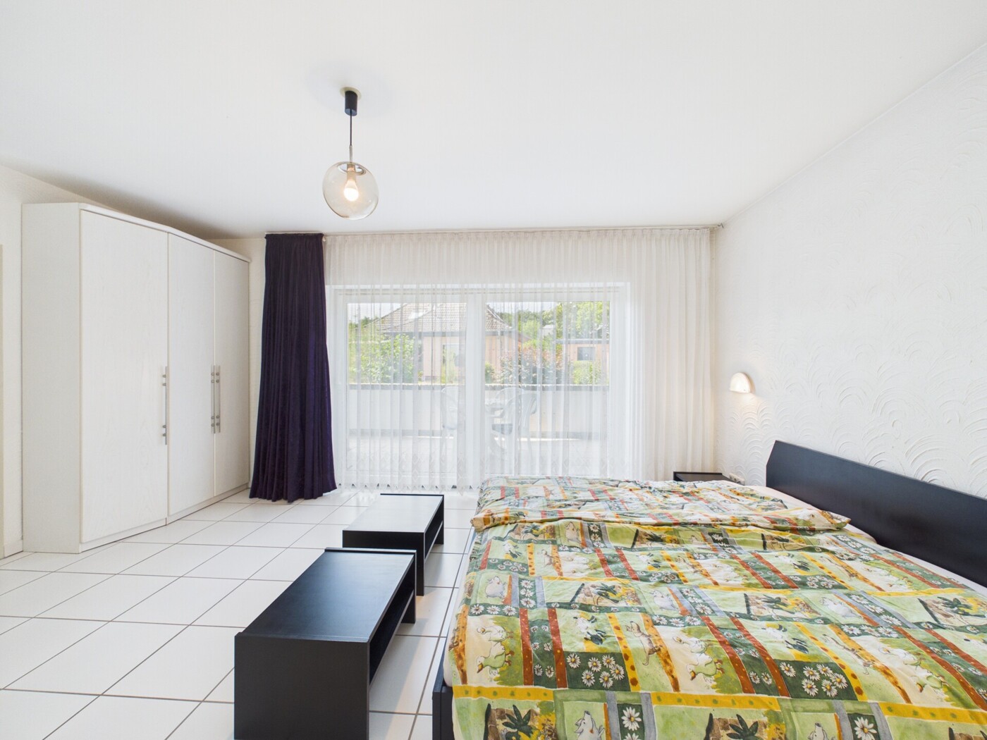 Schlafzimmer 1