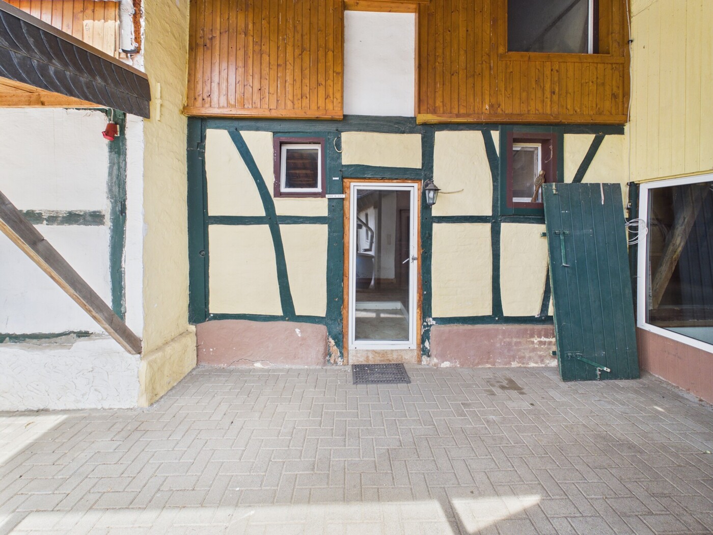 Hauszugang von Terrasse