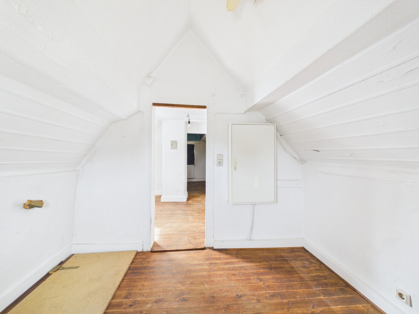 Schlafzimmer 1 DG Nebenhaus
