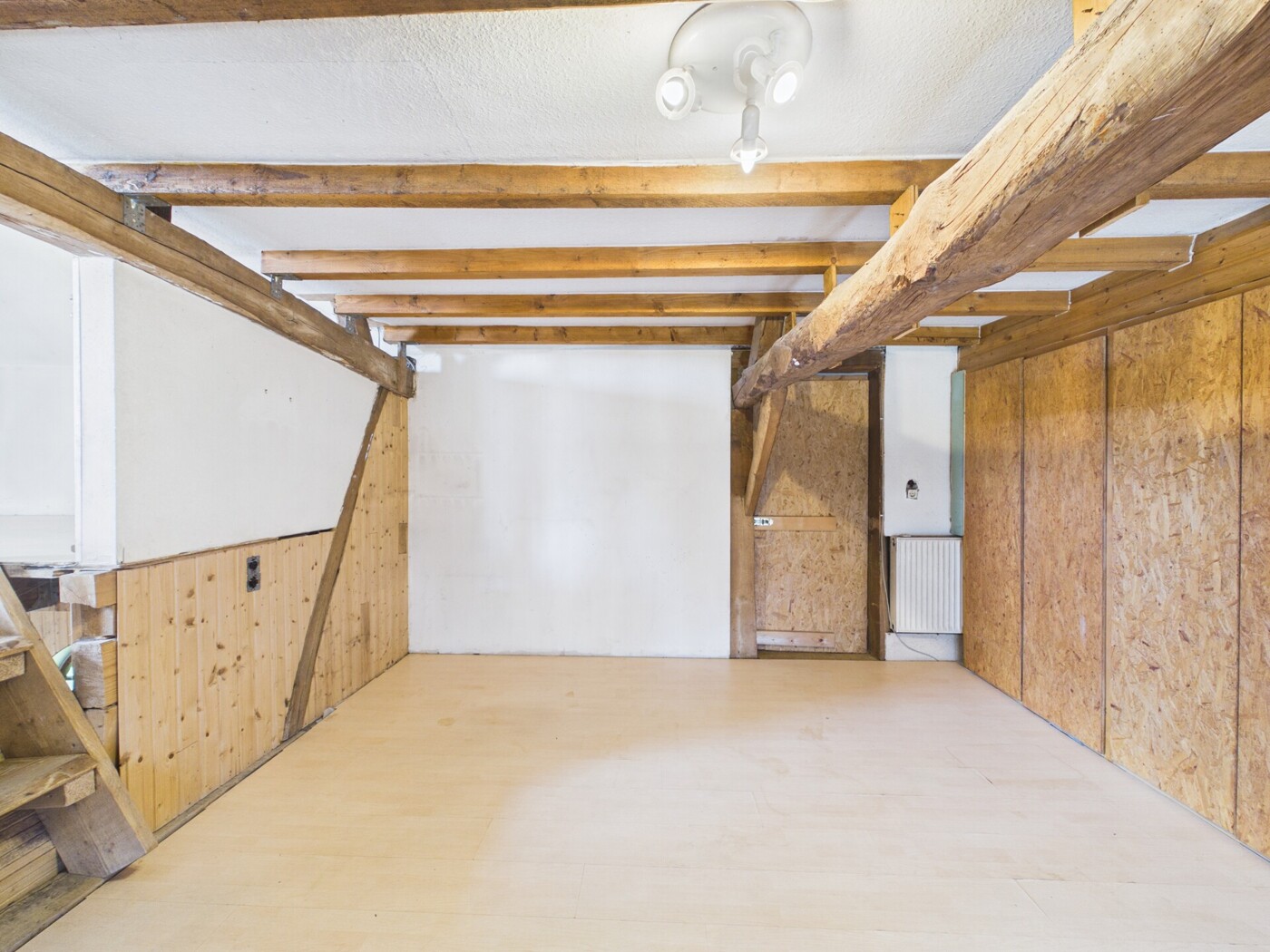 Ankleideraum OG Haupthaus