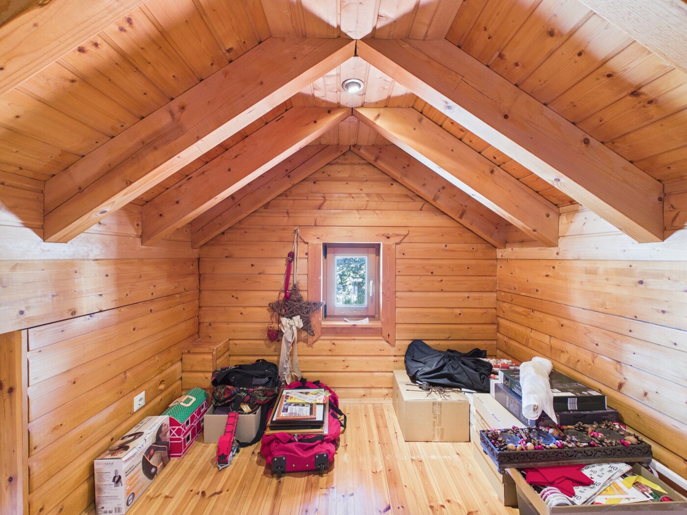 Schlafzimmer 3 DG Haupthaus