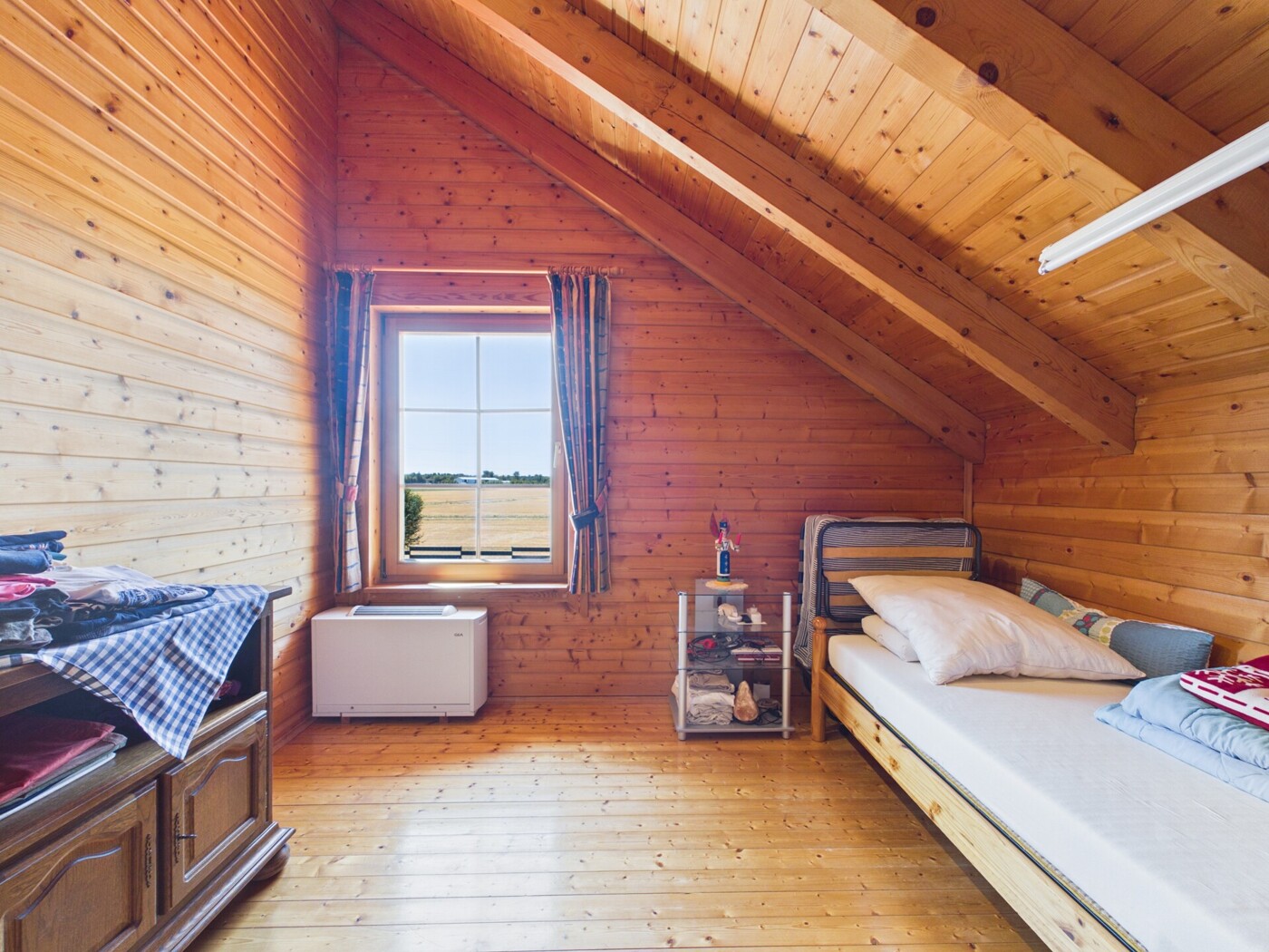 Schlafzimmer 2 DG Haupthaus