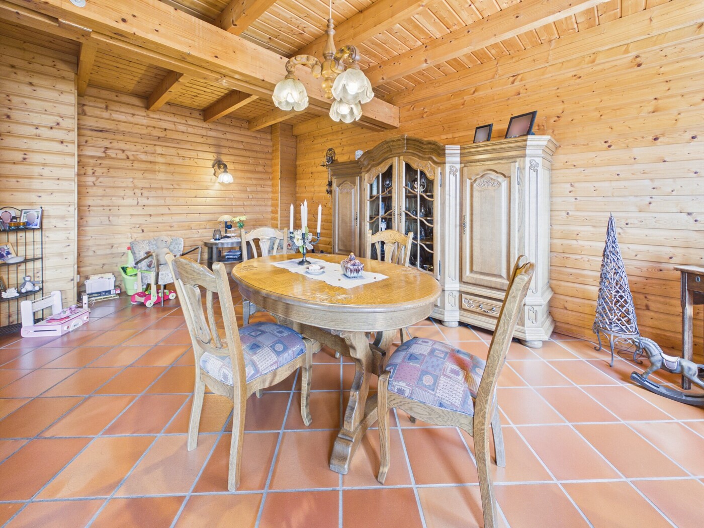 Wohn- und Essbereich EG Haupthaus