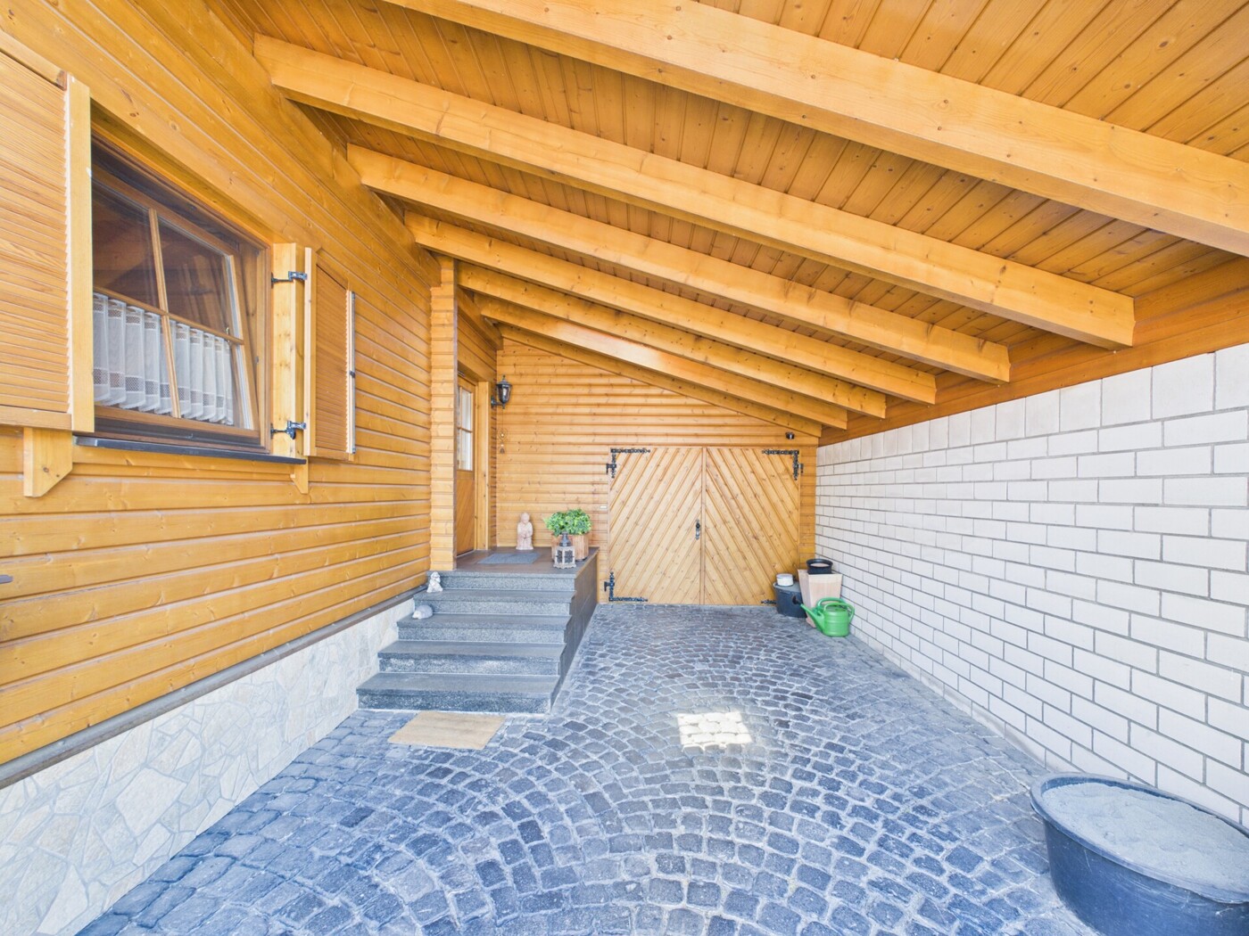 Carport Haupthaus
