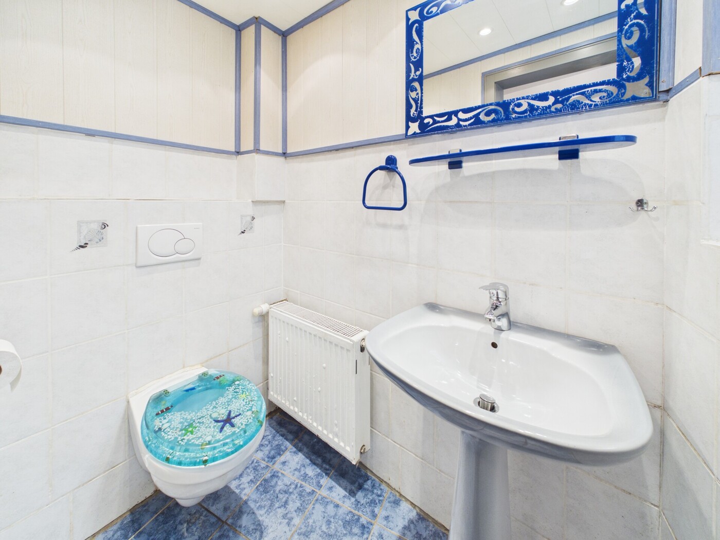 WC EG Haus 2