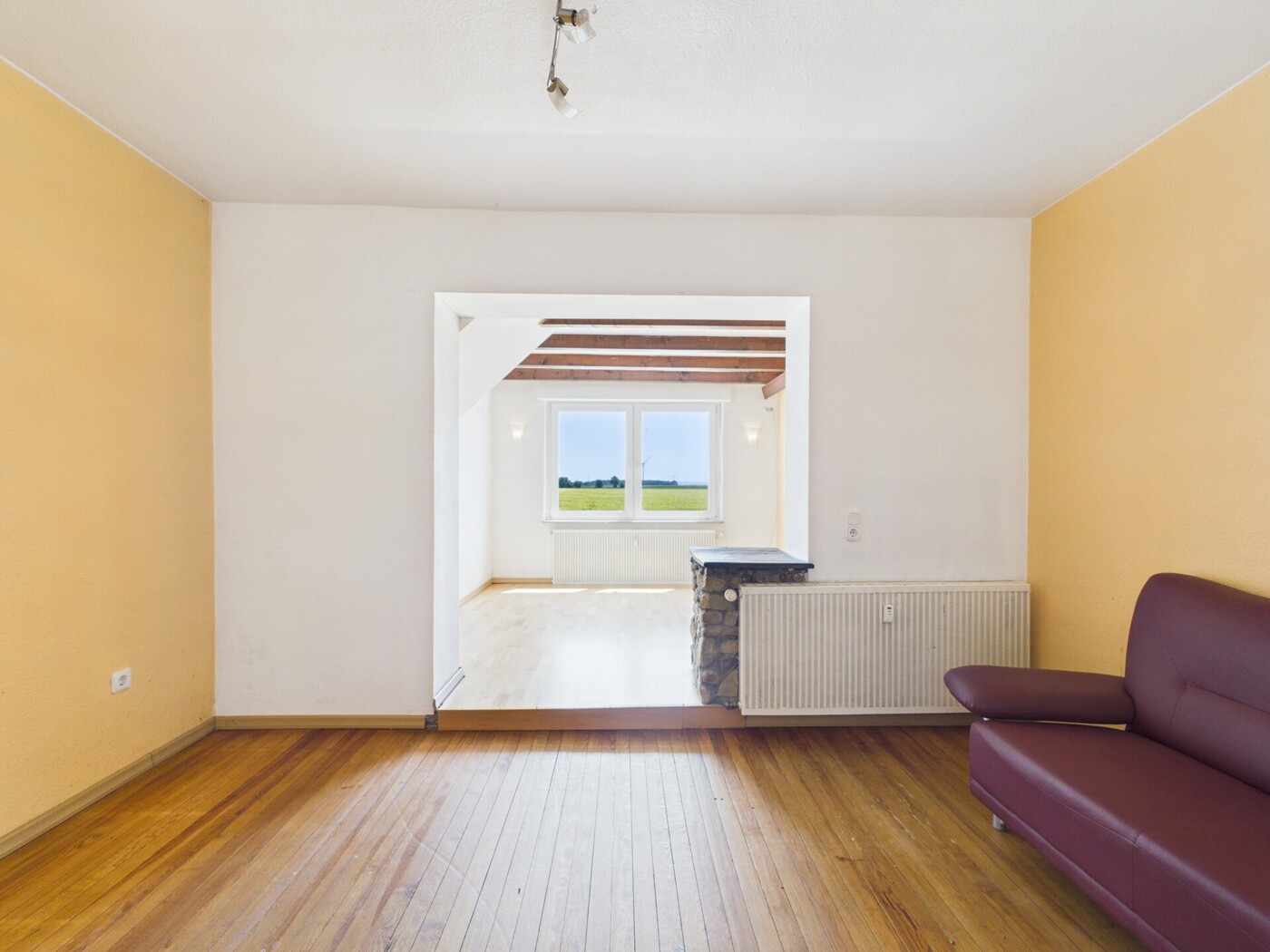 Büro EG